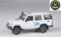 pa55319lhd 64PARA 1/64 2014 Toyota Land Cruiser LC76 United Nations, white/blue