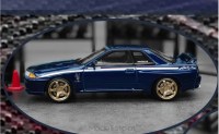 FH005 Focal Horizon 1/64 Nissan Skyline GTR-R32 with opening hood, blue